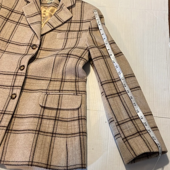 VTG-L.L. Bean-8 Reg-tan plaid-long sleeve, wool& cashmere blend,  blazer/jacket. - Picture 15 of 15